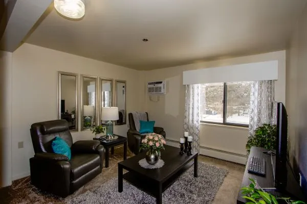 Stilwell Manor Livingroom